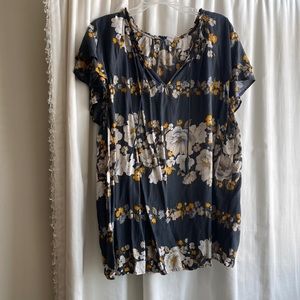 Old Navy 3X gray and flower top